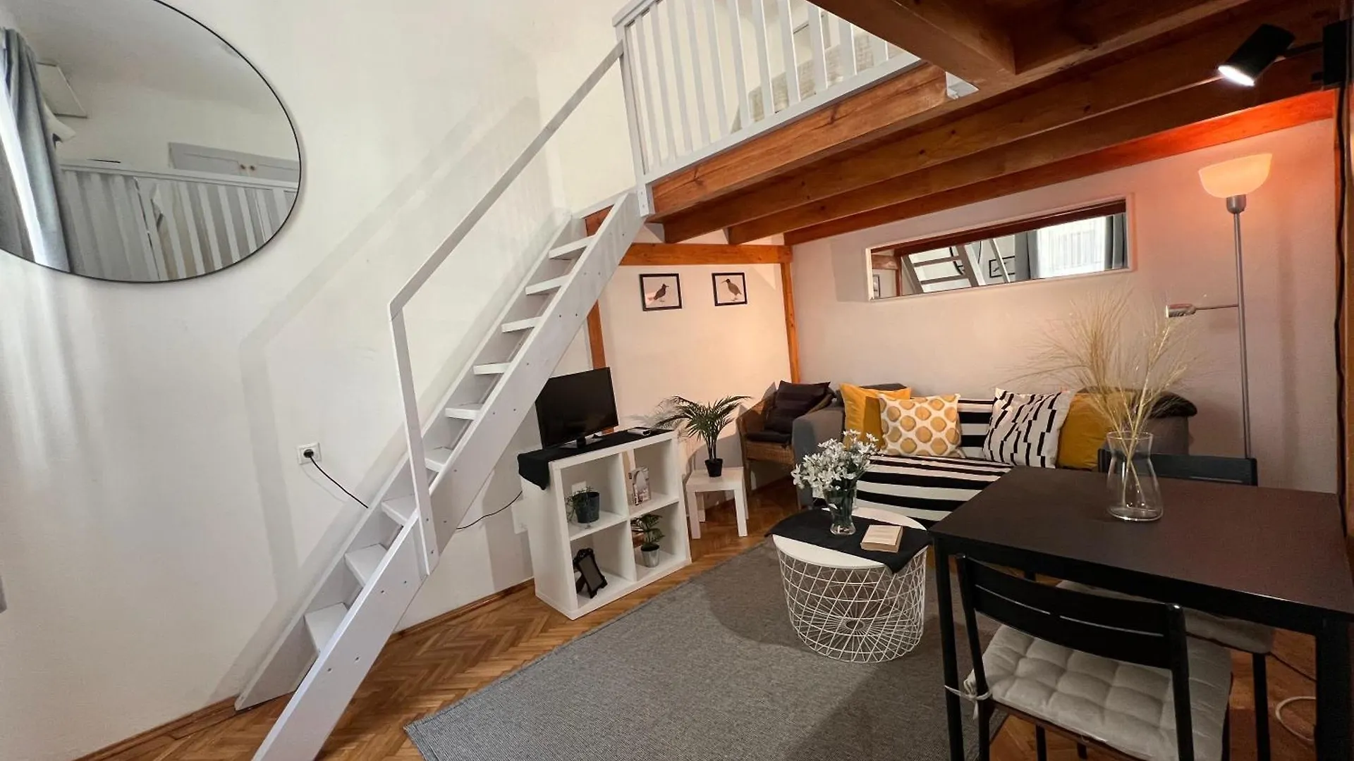 Lovely Little Loft Studio Near Astoria - Ac 0*, Budapest