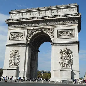 Champs Elysees - Arc De Triomphe Apartamento París