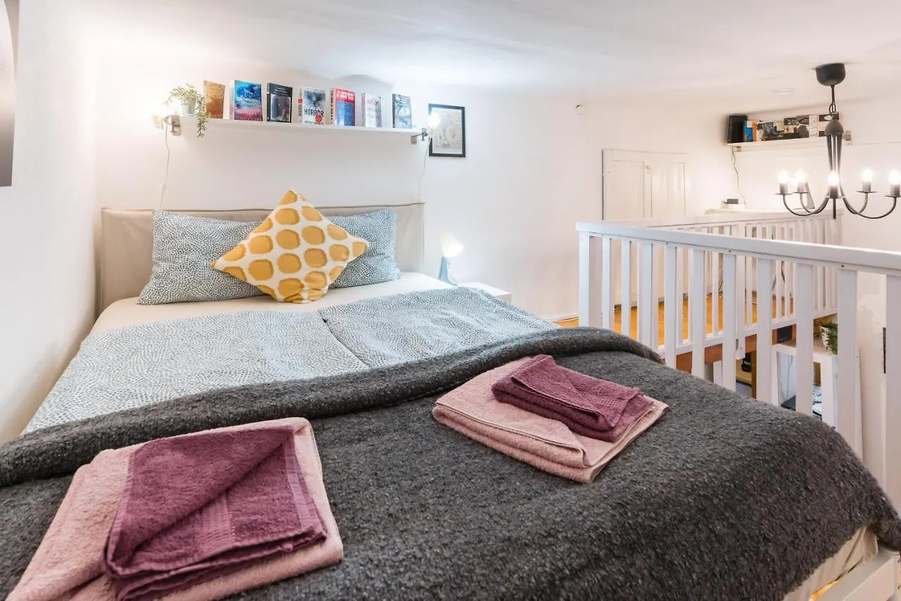 Apartment Lovely Little Loft Studio In The Heart Of Budapest